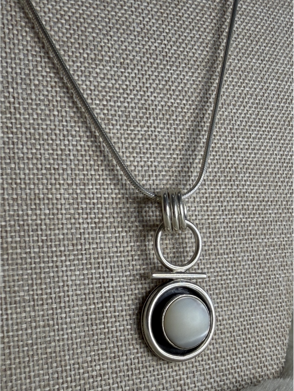 Silpada Rare Sterling Silver Mother of Pearl Vintage Pendant S0619